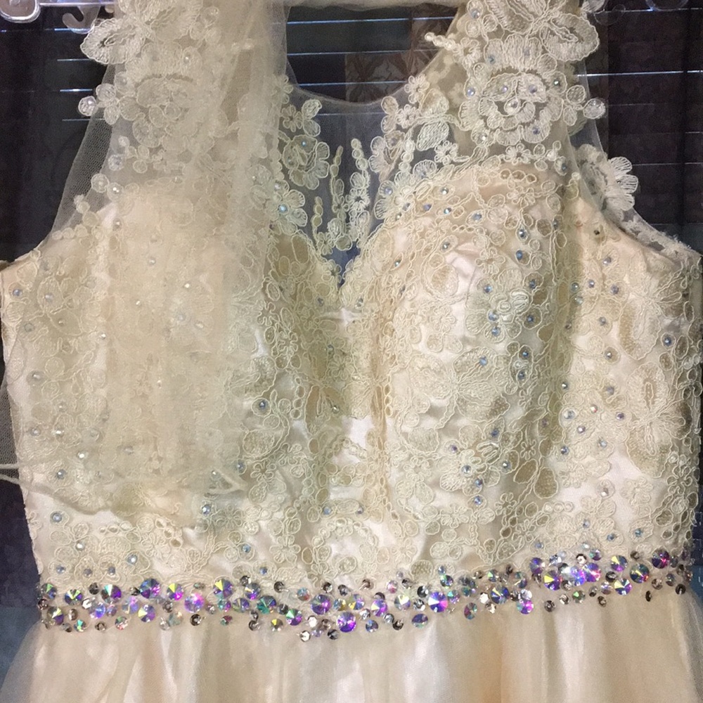 Dress ππΌππ - Picture 2 of 3
